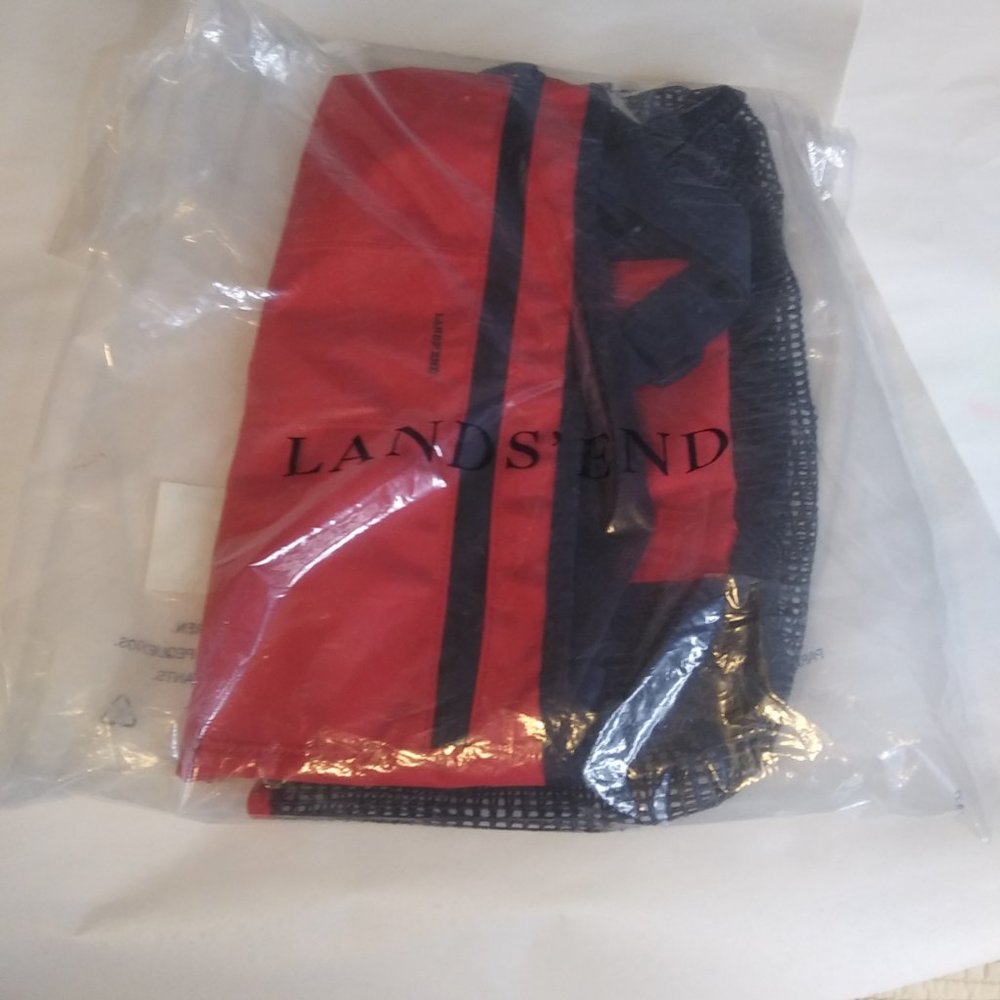NWOT Lands End Kids rich red mesh beach bag - Picture 5 of 16